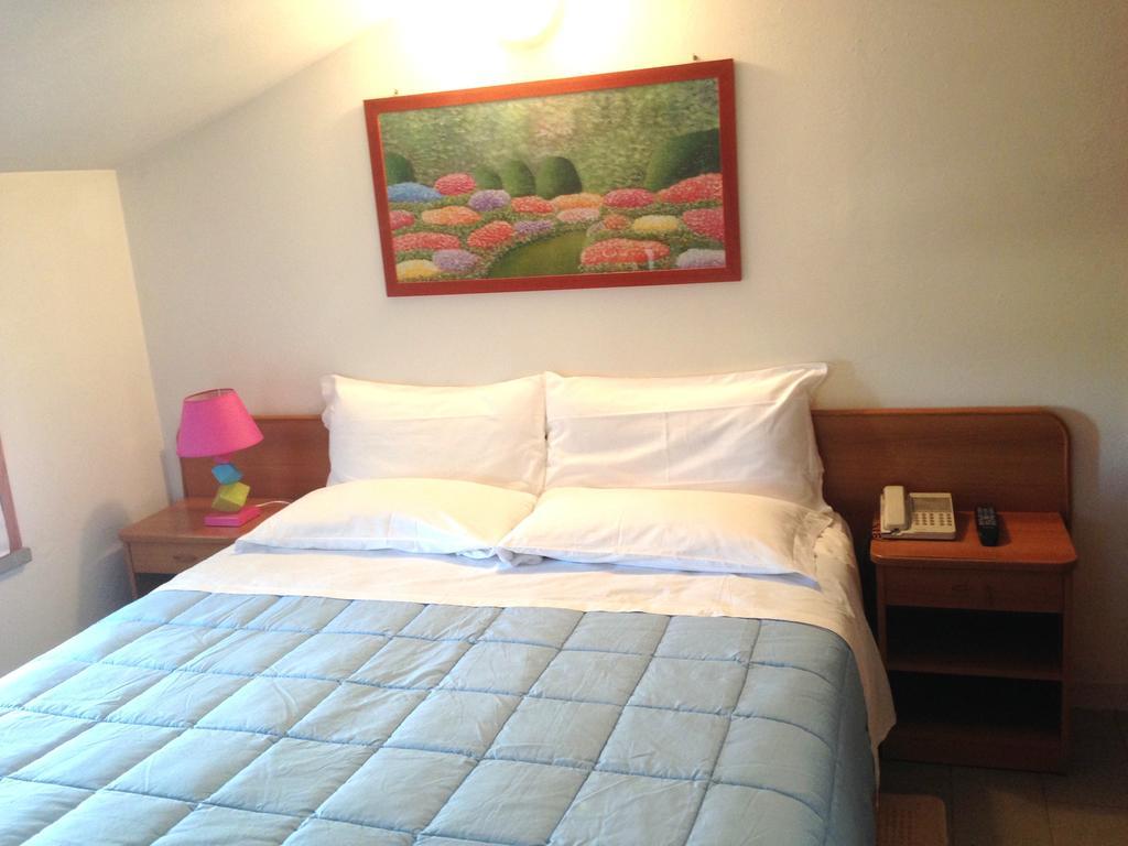 Albergo Romagna Fratta Terme Phòng bức ảnh